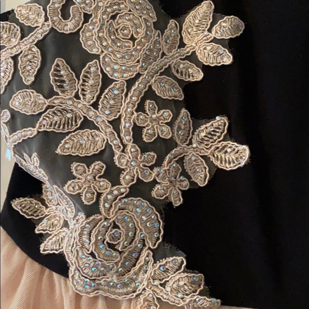 Dress - Picture 2 of 3